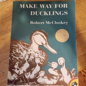 Make Way for Ducklings by Robert McCloskey (1999, Trade Paperback)